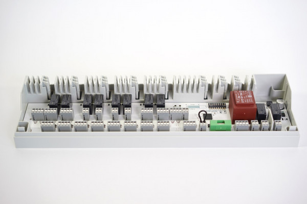 EMPUR Regelklemmleiste Balance Heizen/Kühlen 8 Zone / 8RBG 17 Stellantriebe 230V NC